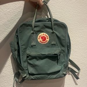 fjallraven kanken backpack light blue